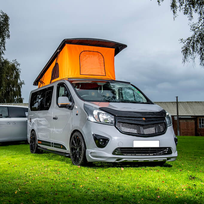 austops_vivaro_rooftop_5